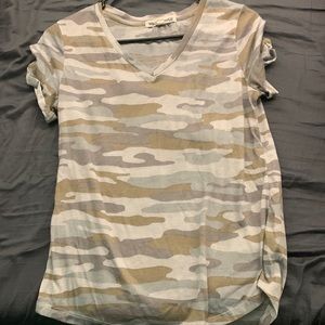 camo wallflower shirt size M